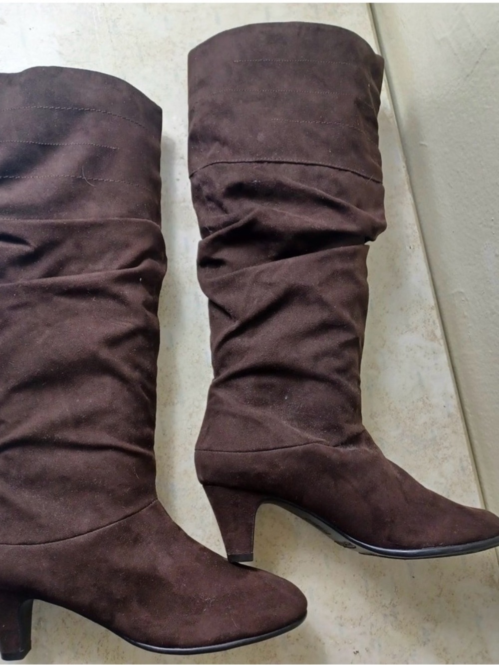 NWOT women’s AEROSOLES Brown Suede Slip-On Boots